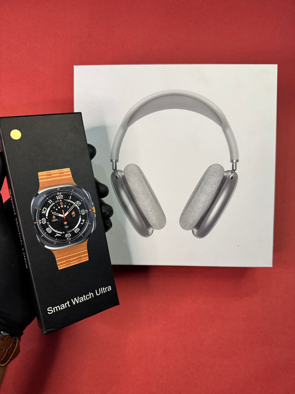 Samsung Smart Watch Ultra Gold Edition + Apple Headphones